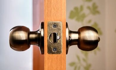 door-handles-latch-ballshaped-bronze-260nw-1968367987.jpg